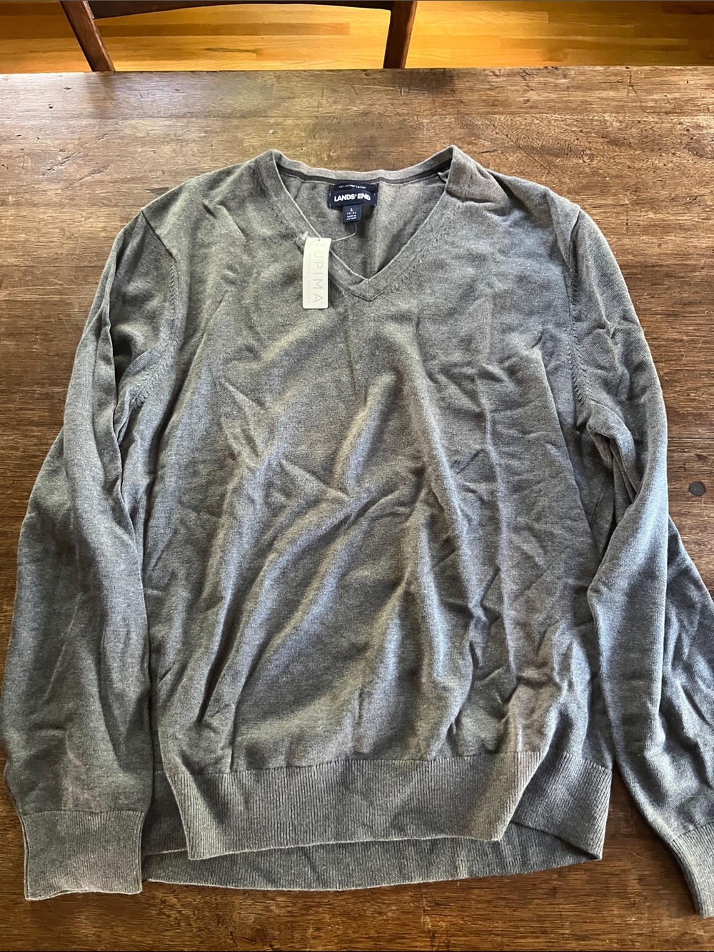 NWT Lands' End Men's Supima Cotton V-Neck Sweater. Size L. Heather Gray